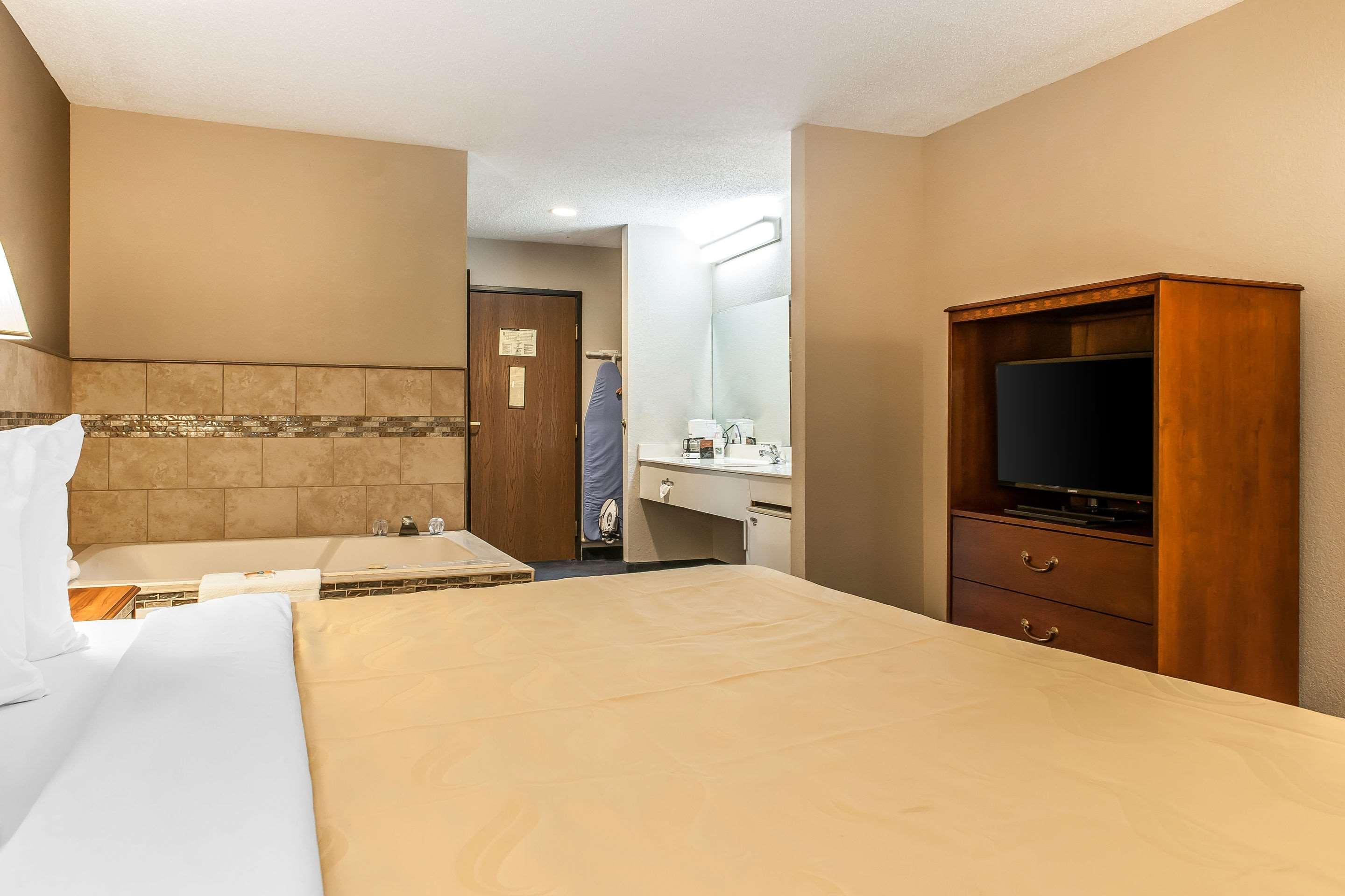 Quality Inn Lewisport Exterior photo